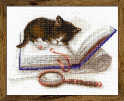 click here to view larger image of Kitten on the Book (stamped cross stitch kit)