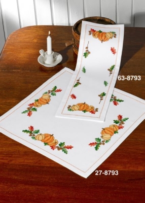 click here to view larger image of Pumpkins - TableTopper (counted cross stitch kit)