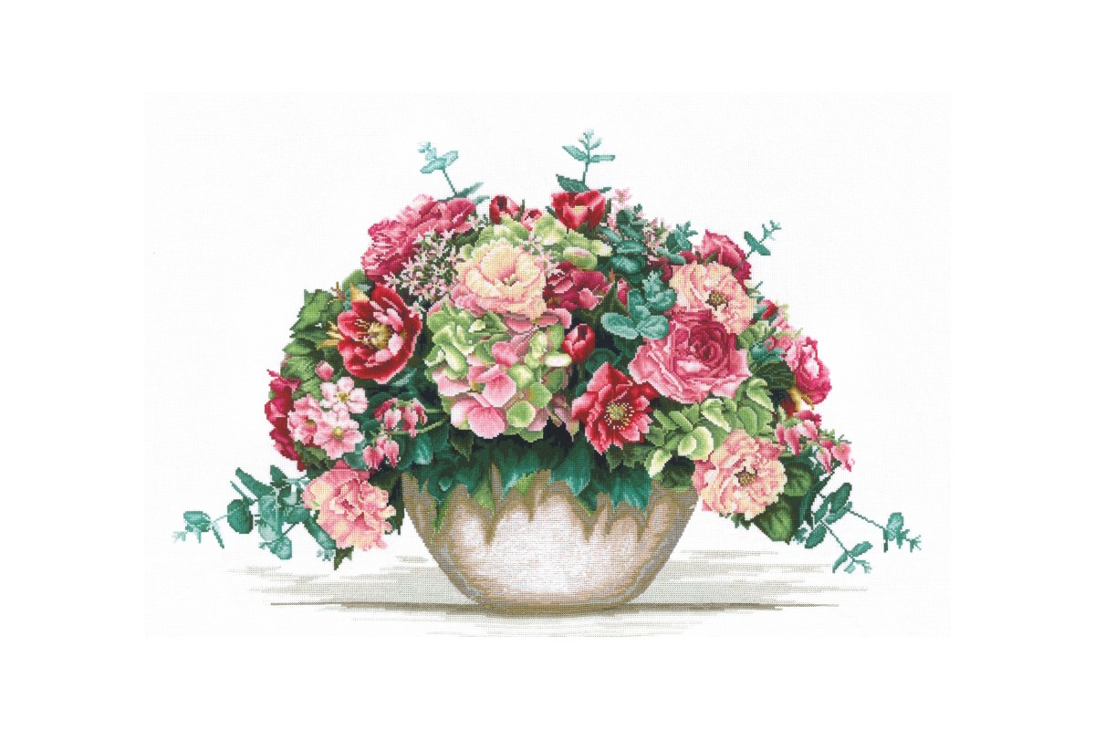click here to view larger image of Bouquet w/Hydrangea (counted cross stitch kit)
