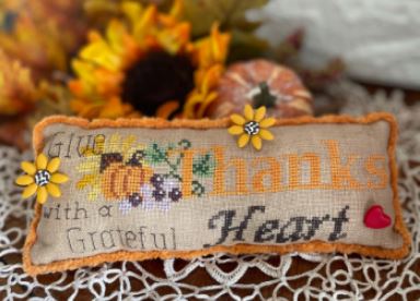 click here to view larger image of Grateful Heart Pillow (chart)