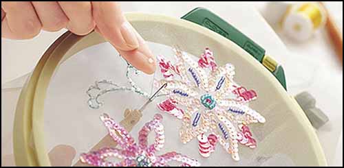 click here to view larger image of Clover Embroidery Hoop 7in (18cm) (accessory)